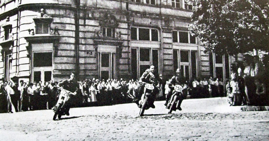 Мотоциклетният спорт в спомените на Стефан Миланов