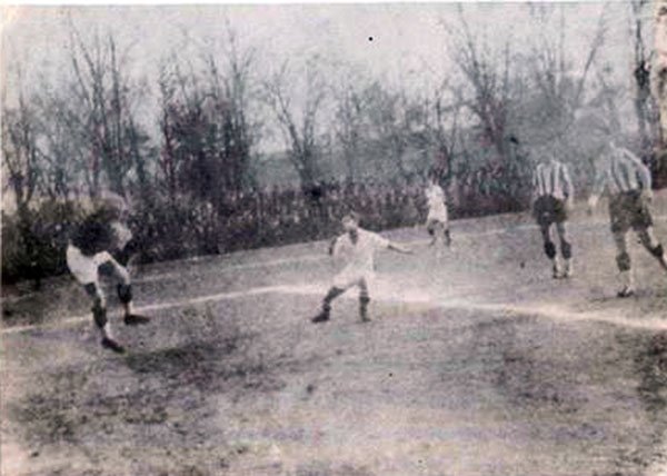 Zoom in Левски (Русе) - ЧФР (Букурещ)