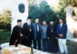 Пред на паметника на Слави Калчев.